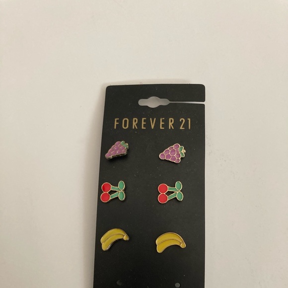 Forever 21 Jewelry - 🌻Clearance🌻Forever 21 Fruit Earrings